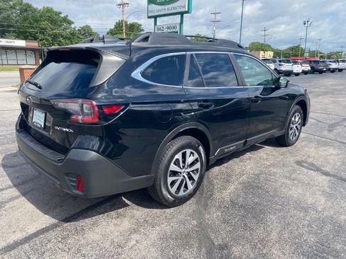 Used 2022 Subaru Outback Premium AWD/4WD image 5