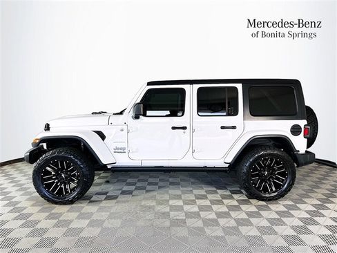 Used 2018 Jeep Wrangler Unlimited Sahara w/ Cold Weather Group image 4