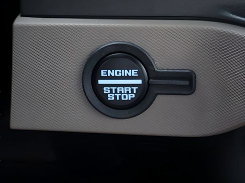 Used 2024 Ford Bronco Wildtrak AWD/4WD image 28