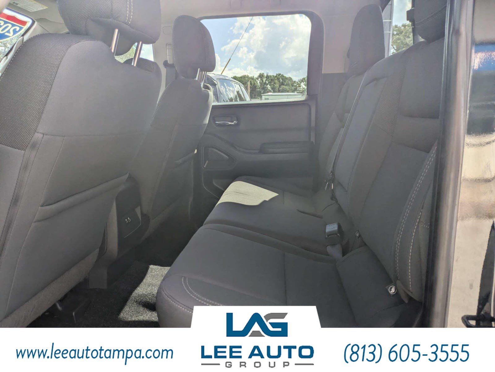Used 2022 Nissan Frontier SV w/ Technology Package AWD/4WD image 12