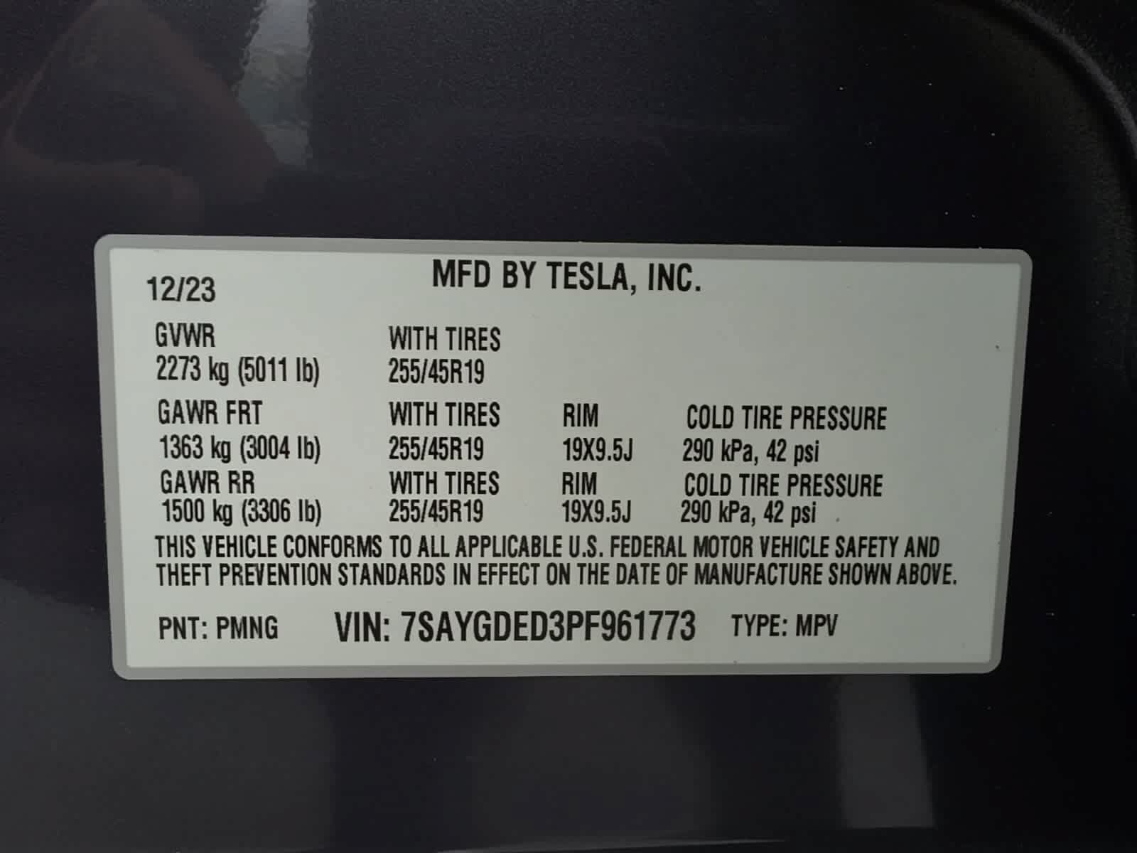 Used 2023 Tesla Model Y 2WD image 32