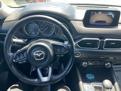 Used 2018 MAZDA CX-5 Touring w/ Preferred Equipment Package AWD/4WD image 11