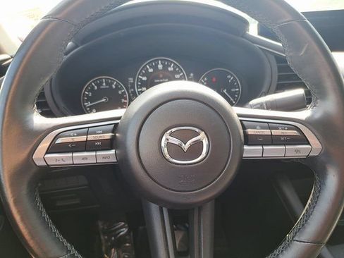 Used 2022 MAZDA MAZDA3 s FWD image 12