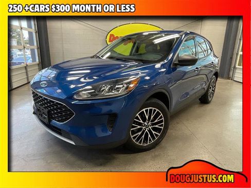 Used 2022 Ford Escape SE w/ Convenience Package image 1