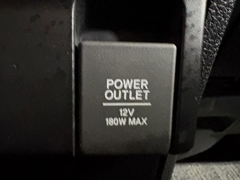 Used 2025 Honda Odyssey Touring image 21