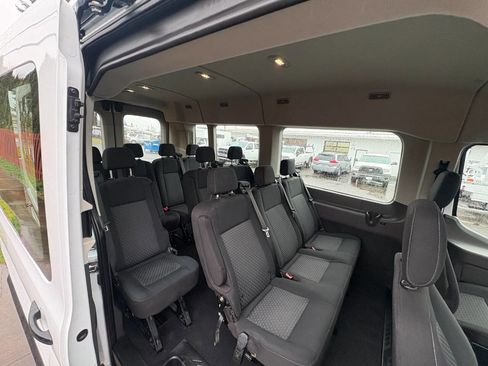 Used 2023 Ford Transit 350 XLT image 18