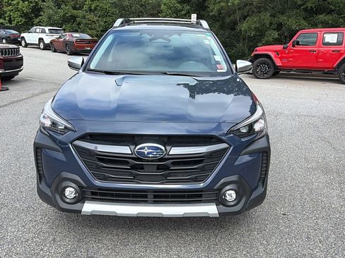Used 2023 Subaru Outback Touring XT AWD/4WD image 3