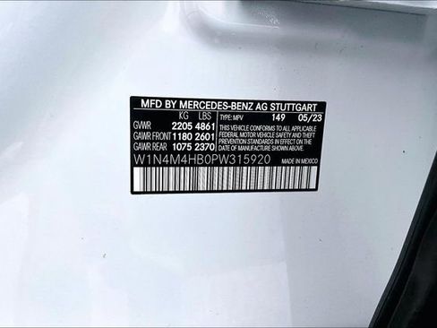 Certified 2023 Mercedes-Benz GLB 250 250 image 22