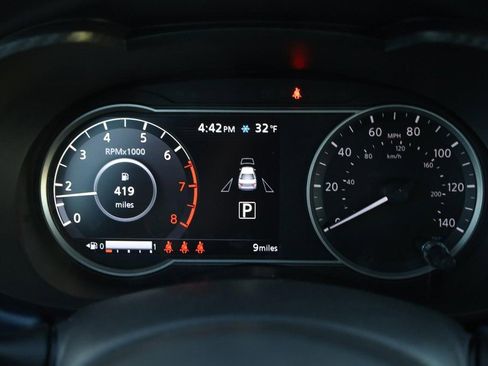 New 2025 Nissan Versa SV w/ Trunk Package image 10