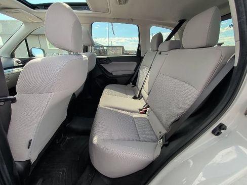 Used 2018 Subaru Forester 2.5i Premium AWD/4WD image 5