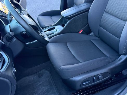 Used 2024 Chevrolet Malibu LT w/ Sport Edition image 10