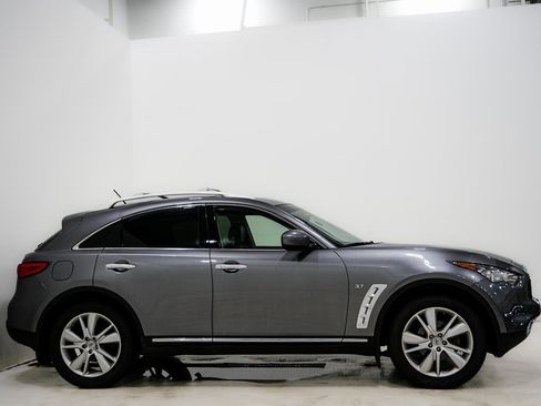 Used 2015 INFINITI QX70 AWD w/ Premium Package image 5