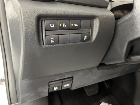 Used 2025 Nissan Versa S w/ S Plus Package FWD image 26