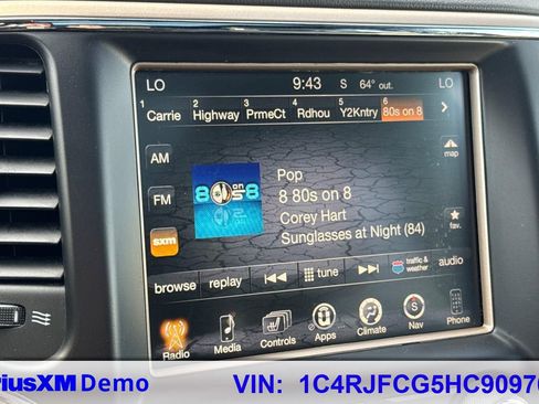 Used 2017 Jeep Grand Cherokee Overland image 29