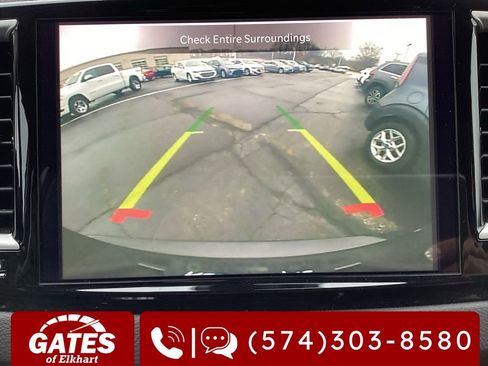 Used 2024 Chrysler Pacifica Touring-L image 20