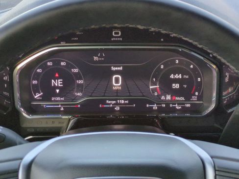 Used 2025 GMC Sierra 2500 SLE image 31