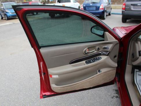 Used 2003 Buick Le Sabre Limited w/ Celebration Edition Package image 10