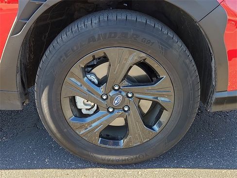 Used 2025 Subaru Crosstrek 2.0i image 7