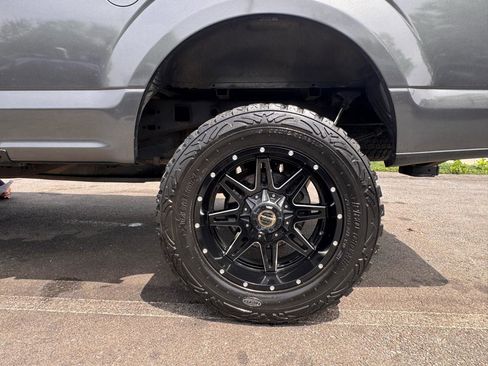 Used 2019 Ford F150 XLT AWD/4WD image 15