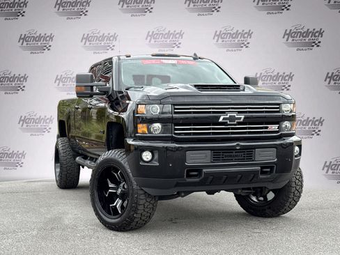 Used 2018 Chevrolet Silverado 2500 LTZ w/ Duramax Plus Package image 2