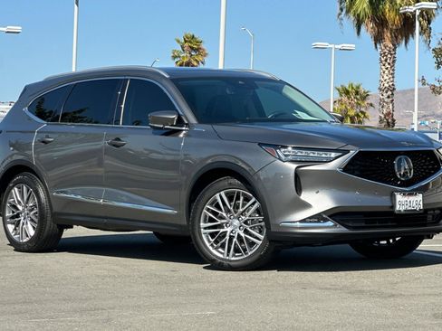 Used 2023 Acura MDX SH-AWD w/ Advance Package image 2