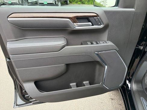 New 2026 GMC Sierra 1500 SLE AWD/4WD image 12