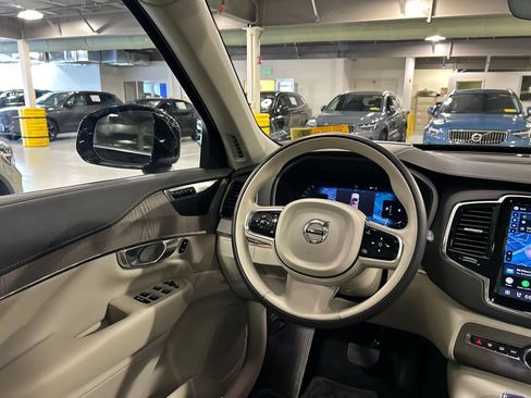 Certified 2023 Volvo XC90 B6 Ultimate w/ Protection Package Premier AWD/4WD image 25