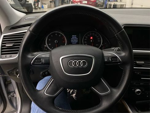 Used 2016 Audi Q5 2.0T Premium Plus w/ Technology Package AWD/4WD image 21