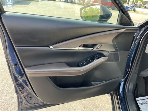 Used 2022 MAZDA CX-30 AWD 2.5 S w/ Premium Package image 17