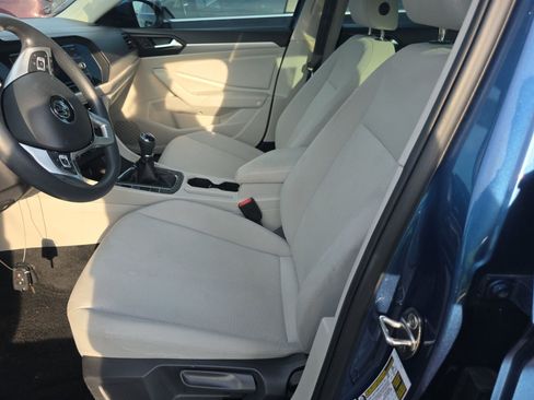 Used 2019 Volkswagen Jetta S FWD image 10