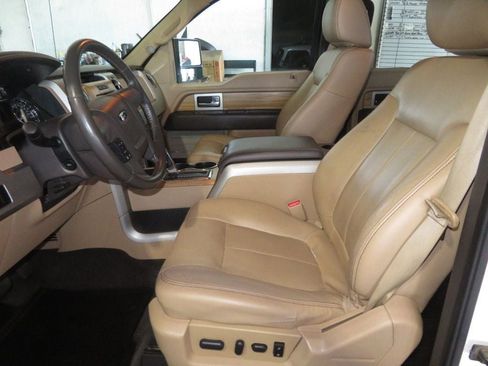Used 2011 Ford F150 Lariat w/ Lariat Chrome Pkg AWD/4WD image 18