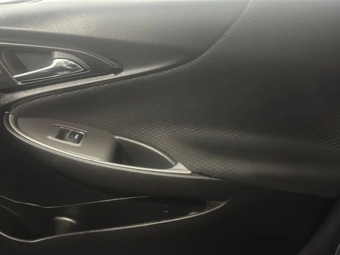 Used 2025 Chevrolet Malibu LT FWD image 18