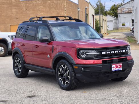 Used 2021 Ford Bronco Sport Outer Banks AWD/4WD image 3