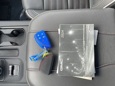 Used 2024 GMC Sierra 1500 AT4X w/ AT4X AEV Edition image 22