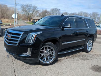 Used 2017 Cadillac Escalade Luxury