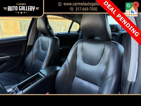 Used 2017 Volvo S60 T5 Inscription image 10