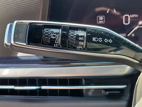 Used 2025 Cadillac Escalade Premium Luxury w/ Touring Package AWD/4WD image 23