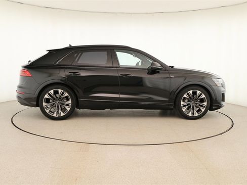 Certified 2025 Audi Q8 Prestige w/ Prestige Package image 8