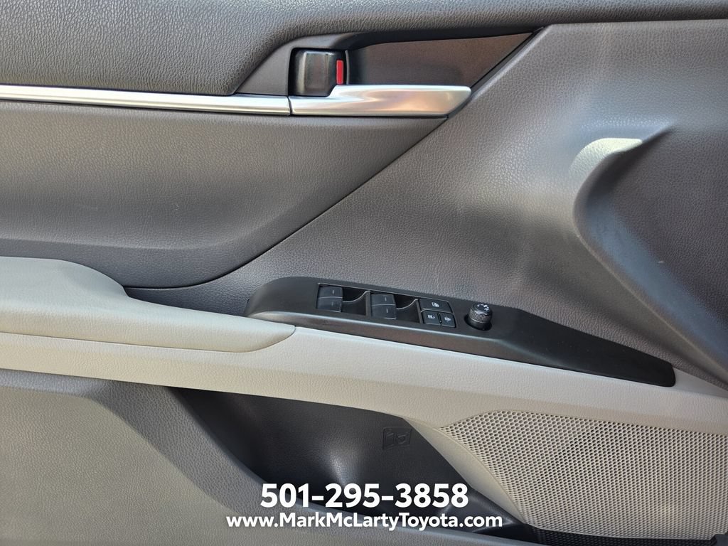 Used 2024 Toyota Camry SE FWD image 24