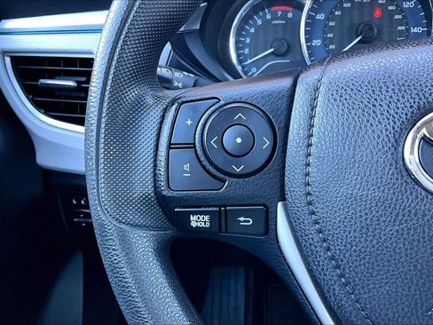 Used 2016 Toyota Corolla LE FWD image 24