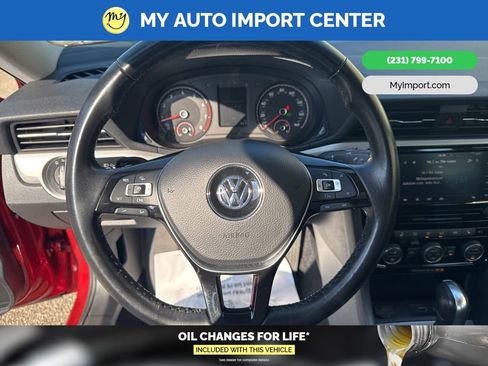 Used 2020 Volkswagen Passat 2.0T SE w/ Sunroof Package image 15