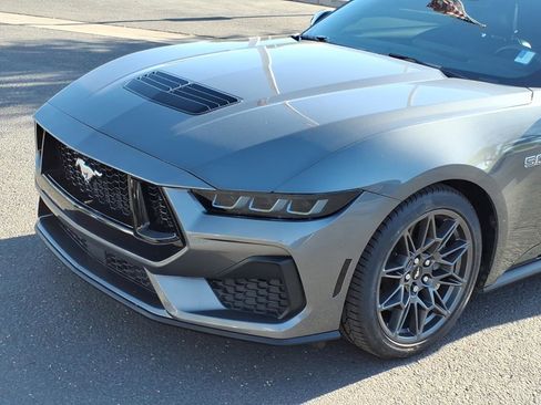 Used 2024 Ford Mustang GT Premium image 8