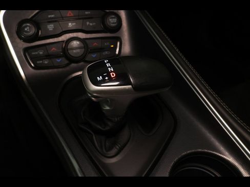 Used 2016 Dodge Challenger R/T Scat Pack w/ Leather Interior Group RWD image 23