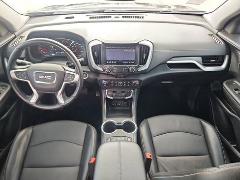 Used 2022 GMC Terrain SLT image 12
