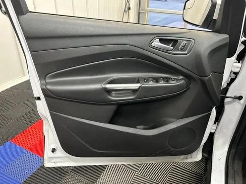 Used 2018 Ford Escape SE AWD/4WD image 8