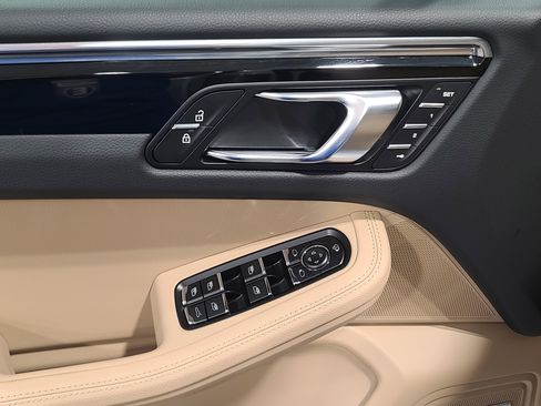 New 2026 Porsche Macan S AWD/4WD image 14
