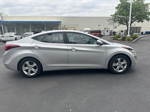 Used 2016 Hyundai Elantra Value Edition FWD image 11