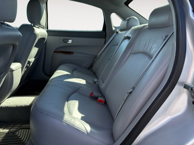 Used 2005 Buick LaCrosse CXL w/ Gold Convenience Package FWD image 13
