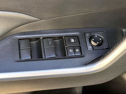 Certified 2020 Toyota RAV4 LE w/ All Weather Liner Package image 14