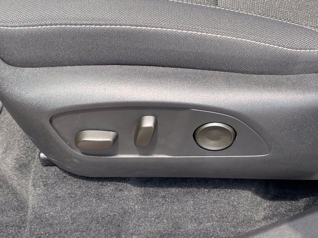 Used 2026 Chevrolet Traverse LT w/ Driver Confidence Package AWD/4WD image 29